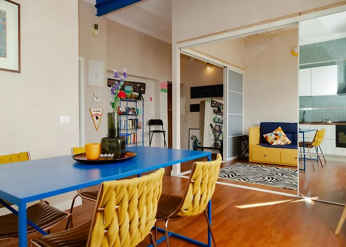 Loft Pop-industrial Con Vista Acquedotto