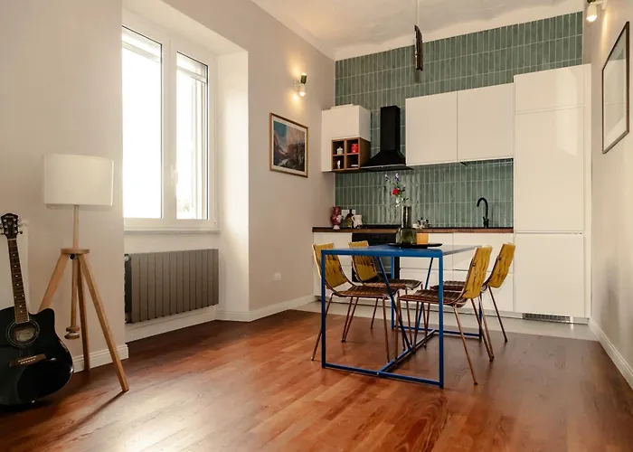 Loft Pop-industrial Con Vista Acquedotto *
