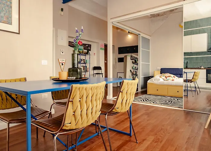 Apartment Loft Pop-industrial Con Vista Acquedotto Rome